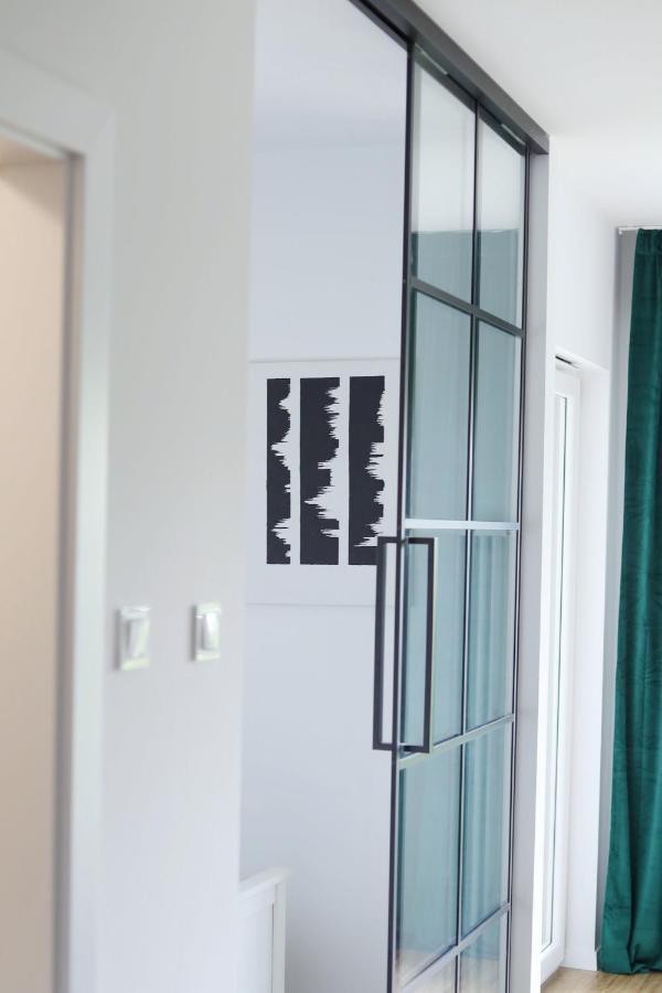 Capital Towers - Apartament Modern Z Widokiem Na Rzeke Rzeszów Esterno foto