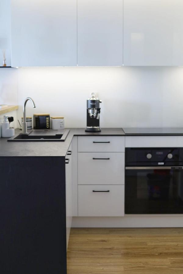 Capital Towers - Apartament Modern Z Widokiem Na Rzeke Rzeszów Esterno foto